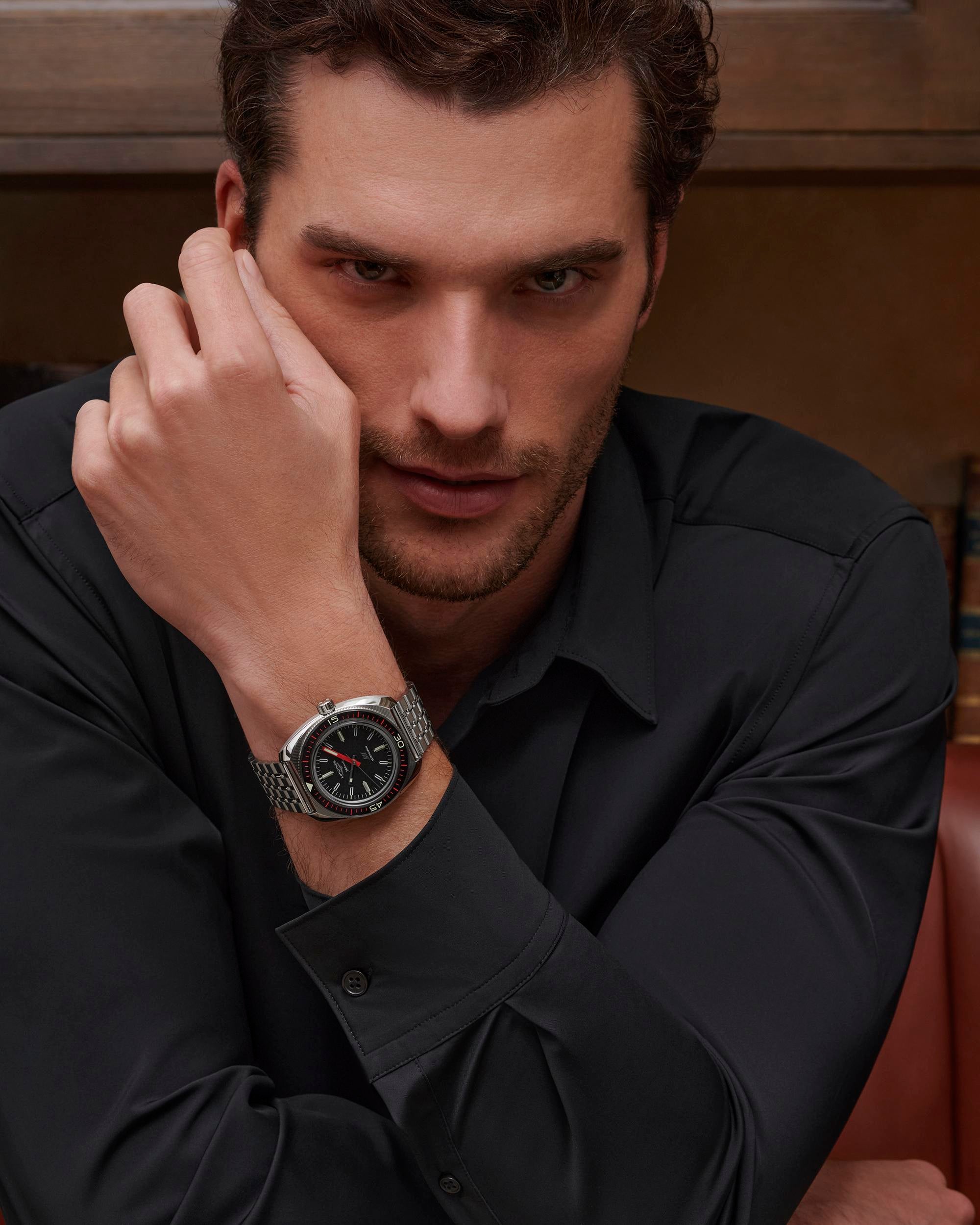 Longlines Ultra-Chron Diver Black Dial Men's Watch