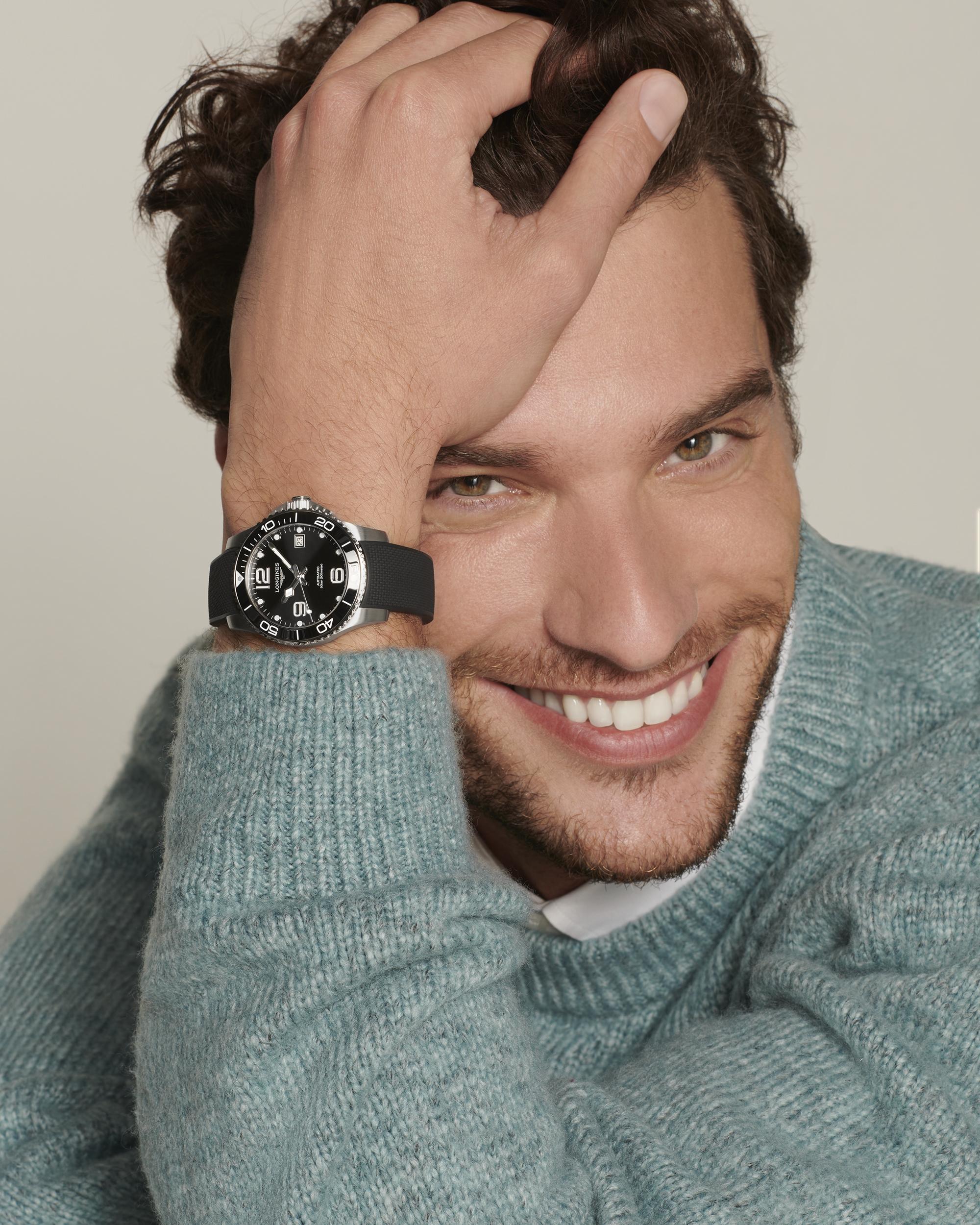 Longlines HydroConquest Black Dial Men's Watch