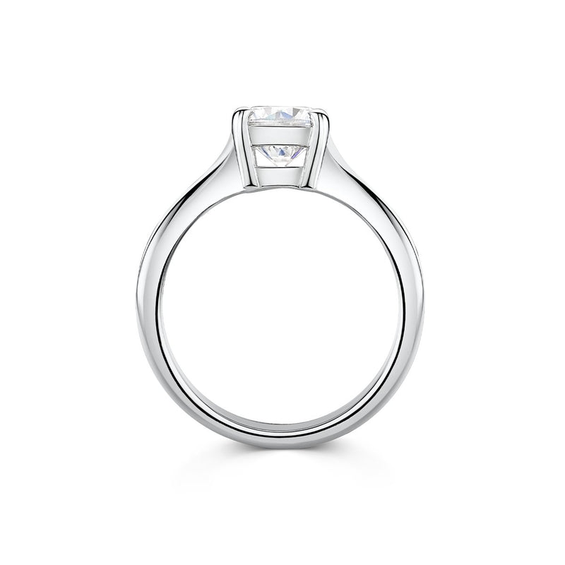 side angle of round brilliant cut diamond ring