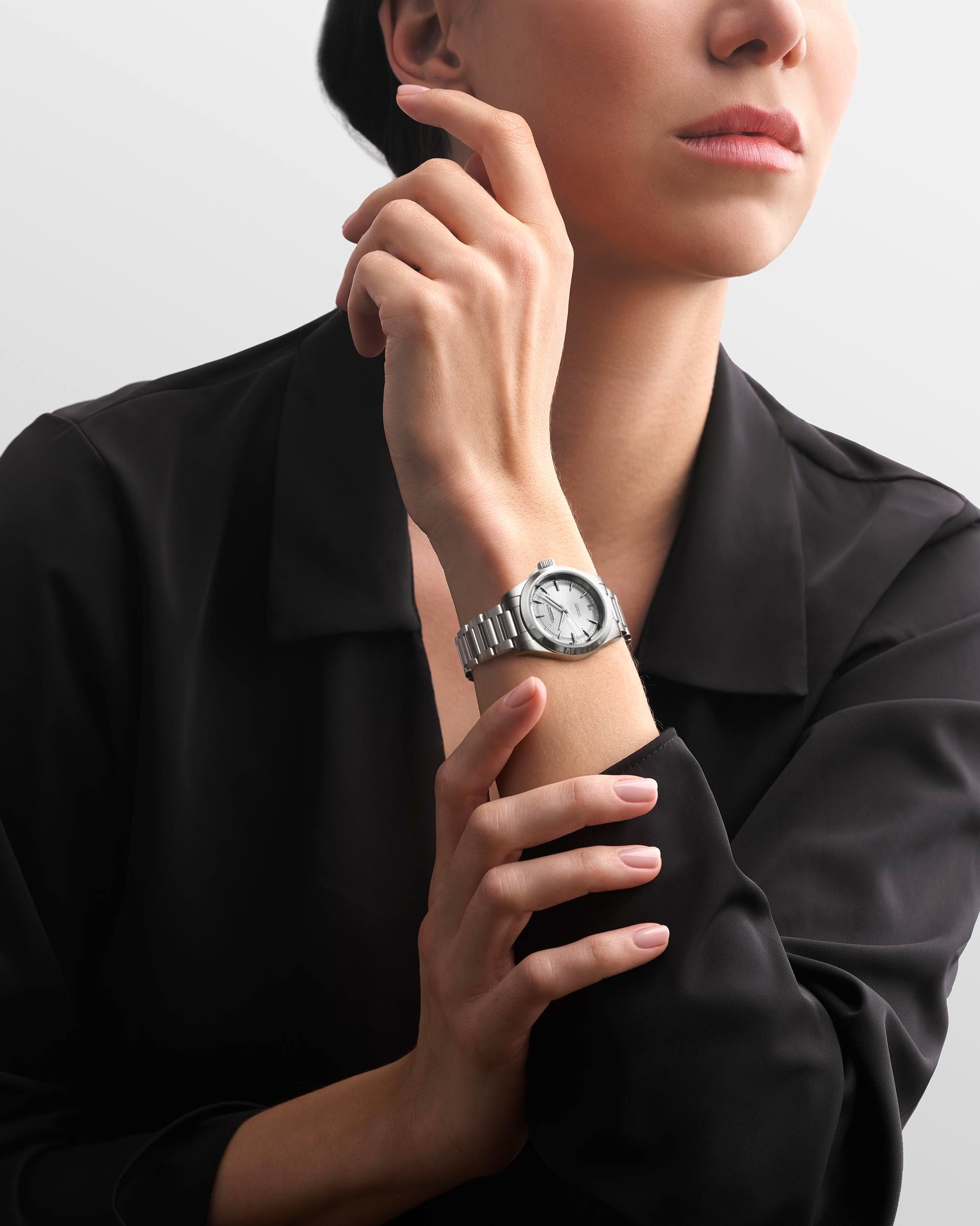 Longines Conquest Sunray Silver Dial Ladies Watch