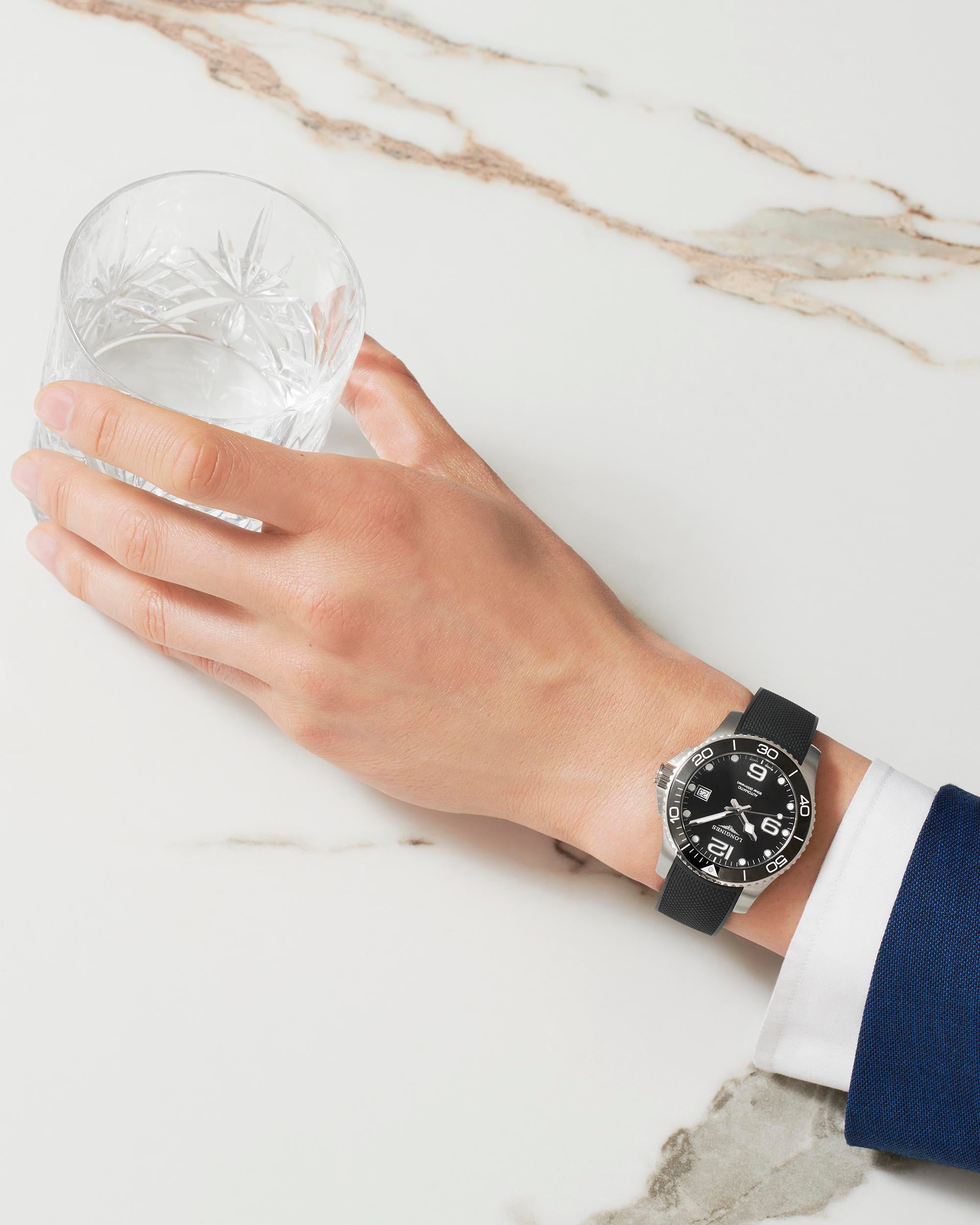 Longlines HydroConquest Black Dial Men's Watch