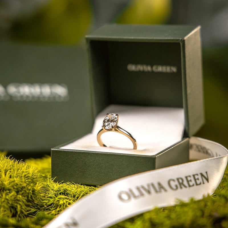 Olivia Oval