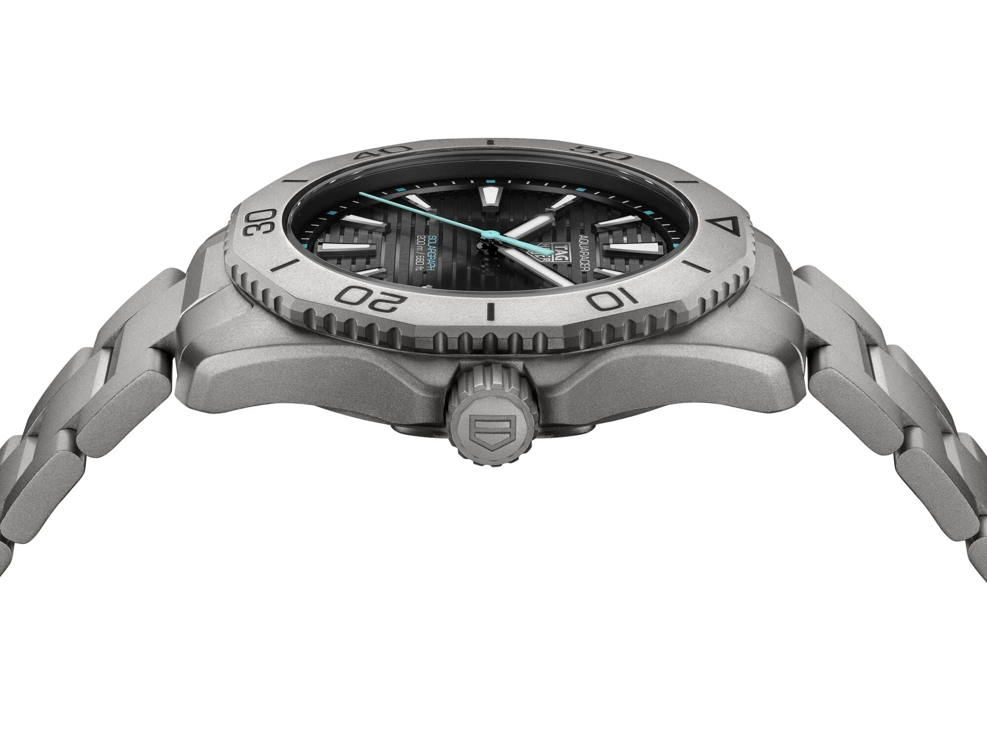 TAG Heuer Aquaracer Professional 200 Solargraph Mens Watch