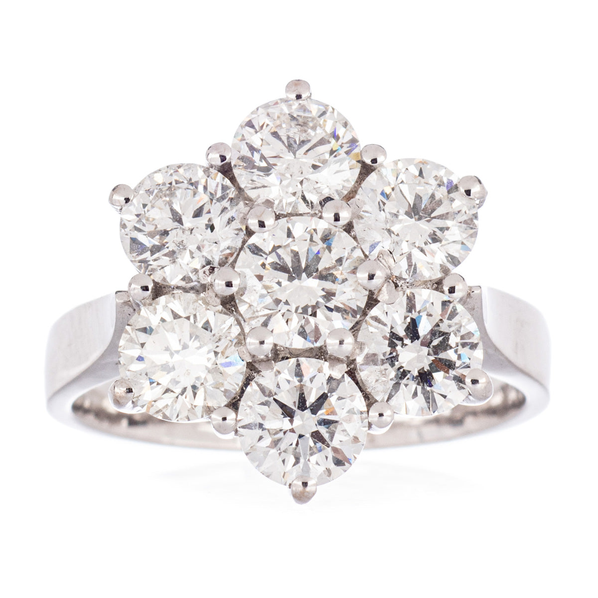 18ct White Gold Diamond Cluster