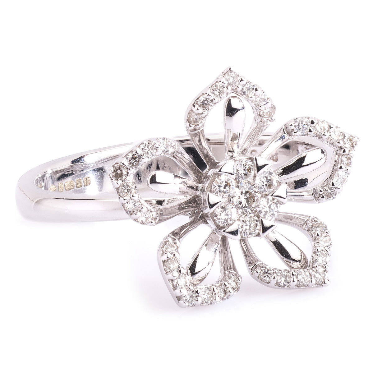 9ct White Gold Flower Diamond ring