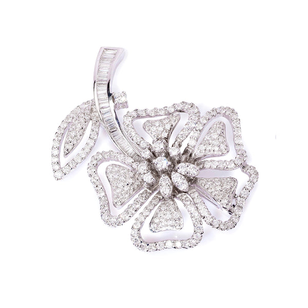 Pre-Owned 18ct White Gold Diamond Flower Brooch
