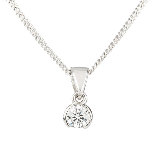 Pre-Owned Diamond Pendant in Platinum with Chain