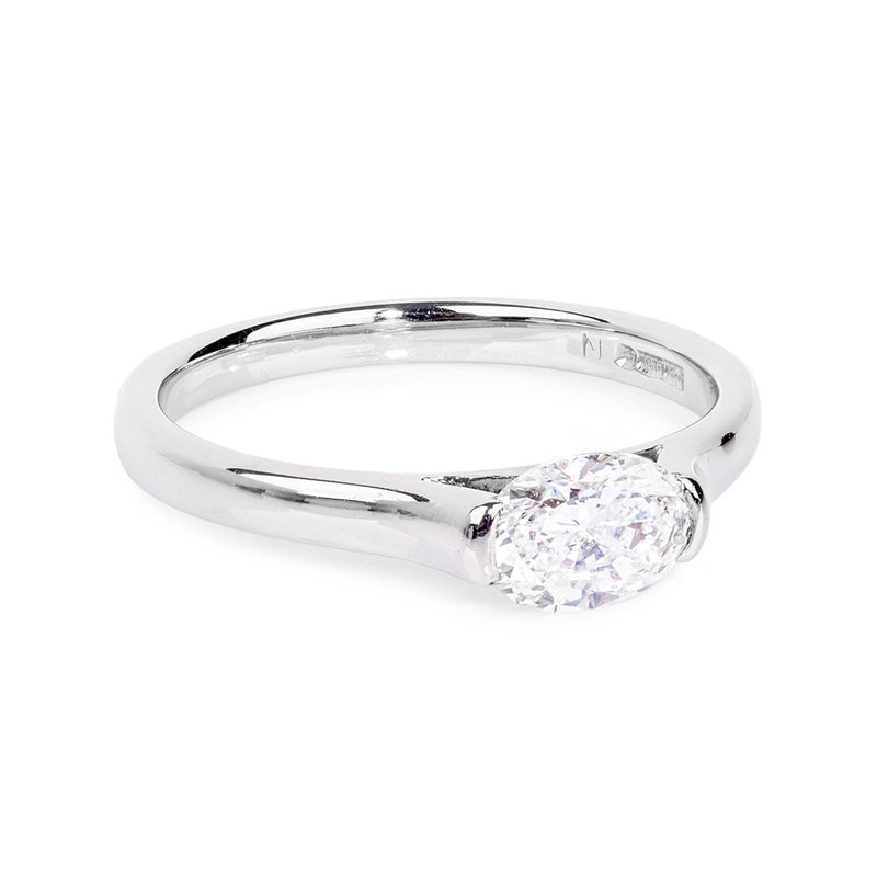 Pre-Owned Oval Diamond Platinum Ring